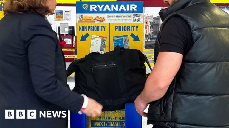 Read more about the article Ryanair increases size limits for free cabin bags