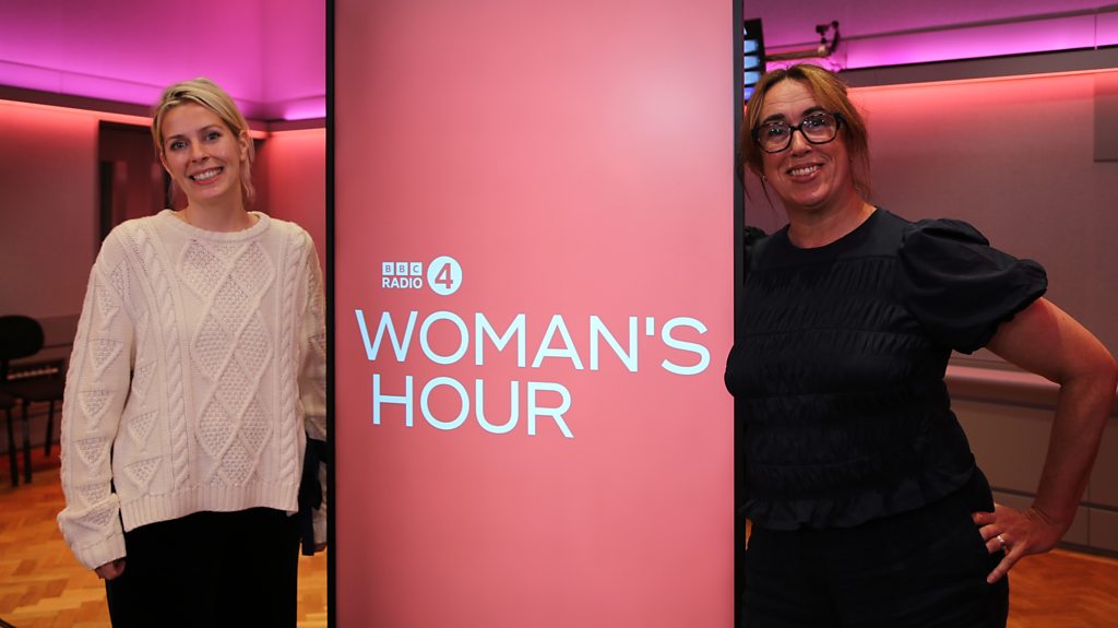 You are currently viewing Sara Pascoe: 'I don't know how relationships survive parenthood'