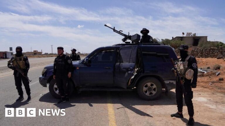 Read more about the article Sectarian clashes in Syria leave at least 30 dead and scores injured