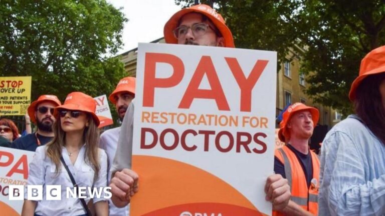 Read more about the article Streeting invites doctors for fresh talks next week