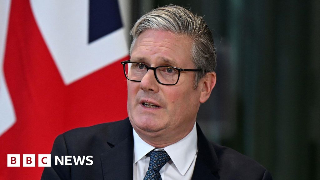 Read more about the article Suffering in Gaza is indefensible, says Keir Starmer