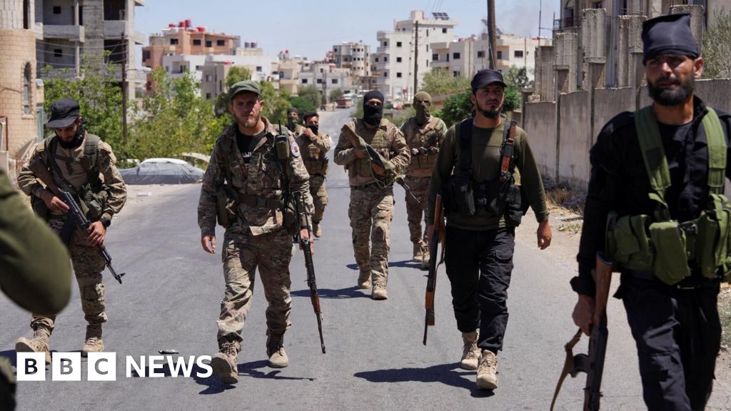 You are currently viewing Syria leader vows to protect Druze after sectarian violence prompts Israeli strikes