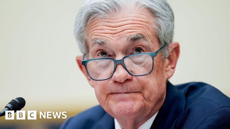 Read more about the article Trump calls for US central bank head to quit immediately