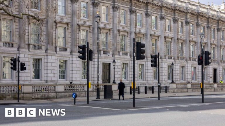 Read more about the article What happens inside the government’s crisis room