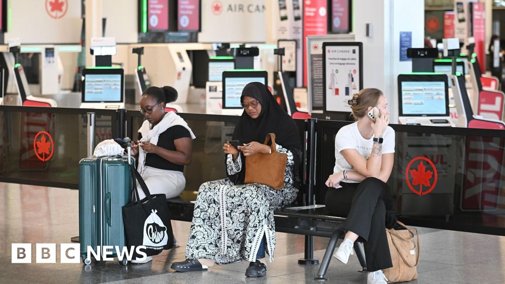 Air Canada to resume flights after deal struck with union - Stream24 News You are currently viewing Air Canada to resume flights after deal struck with union