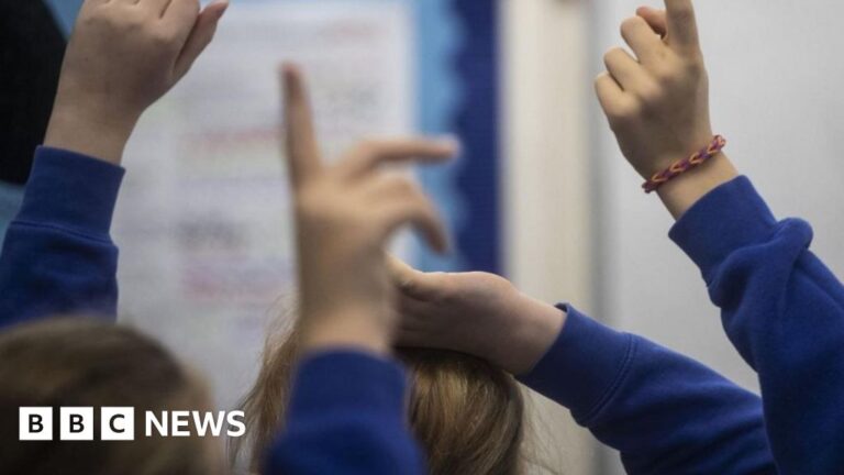 Read more about the article Birmingham teacher Dale Millar-Evans banned over sexual messages