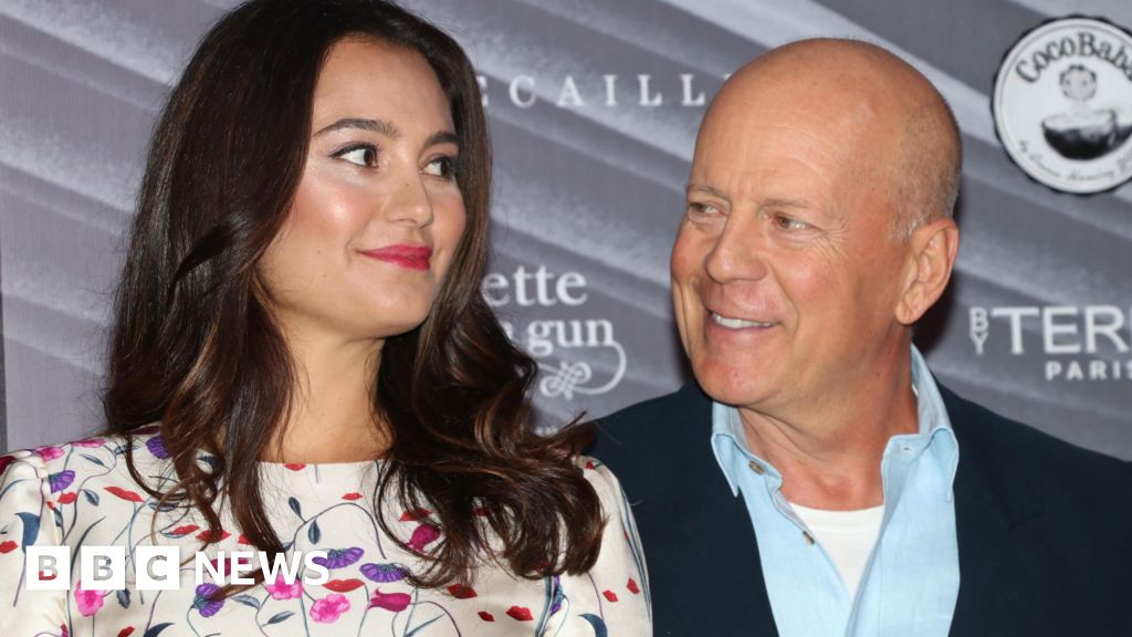 Bruce Willis's wife says he is in great health but brain failing - Stream24 News You are currently viewing Bruce Willis’s wife says he is in great health but brain failing