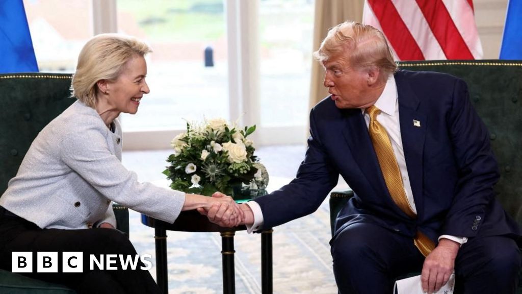 Donald Trump backs down from 250% EU pharma tariff in deal - Stream24 News You are currently viewing Donald Trump backs down from 250% EU pharma tariff in deal