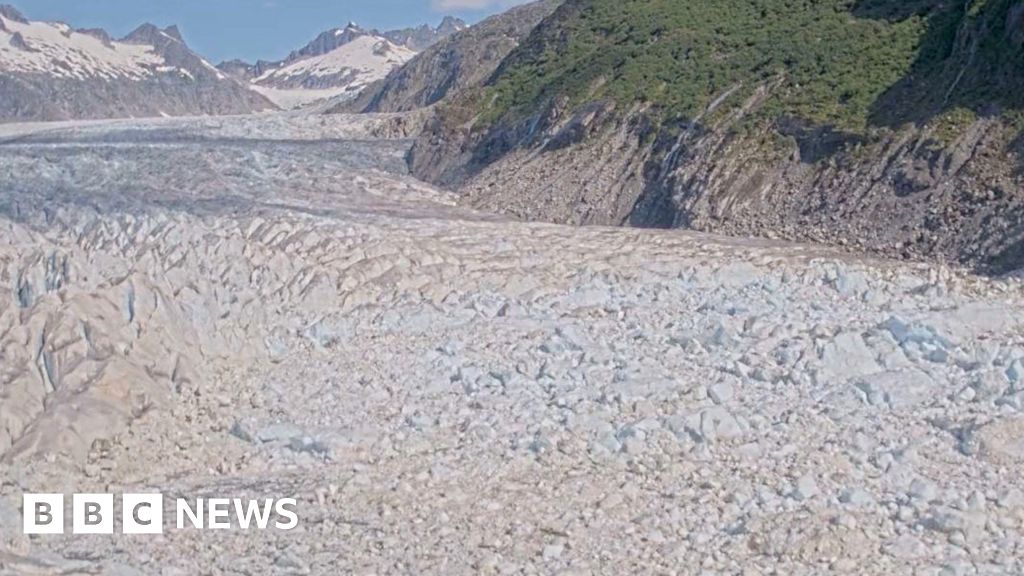 Evacuations in Alaska after glacial melt raises fears of record flooding in Juneau - Stream24 News You are currently viewing Evacuations in Alaska after glacial melt raises fears of record flooding in Juneau