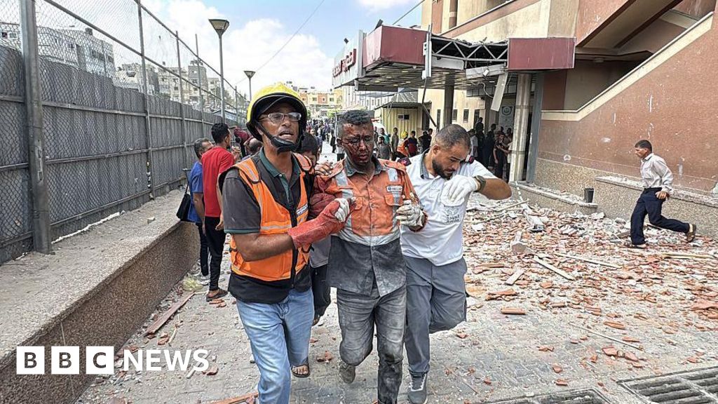 Read more about the article Four journalists among 15 dead in Israeli strike on hospital, Gaza officials say