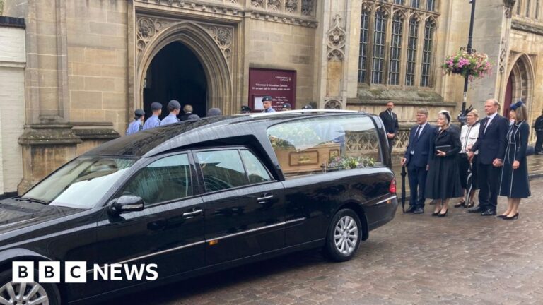 Read more about the article Funeral held for Norman Tebbit at Bury St Edmunds cathedral