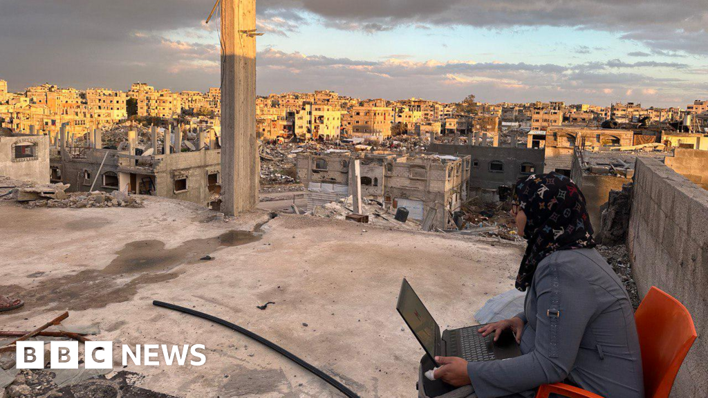 Gaza scholars await UK evacuation to pursue studies - Stream24 News You are currently viewing Gaza scholars await UK evacuation to pursue studies