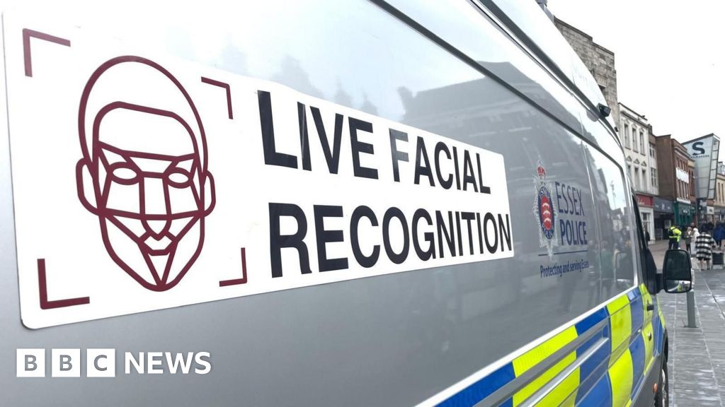 You are currently viewing Government expands police use of live facial recognition vans
