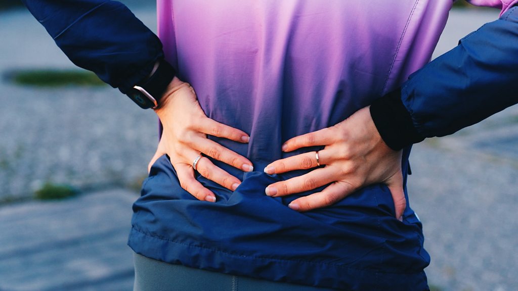 You are currently viewing How a 'seated salsa' can help your lower back