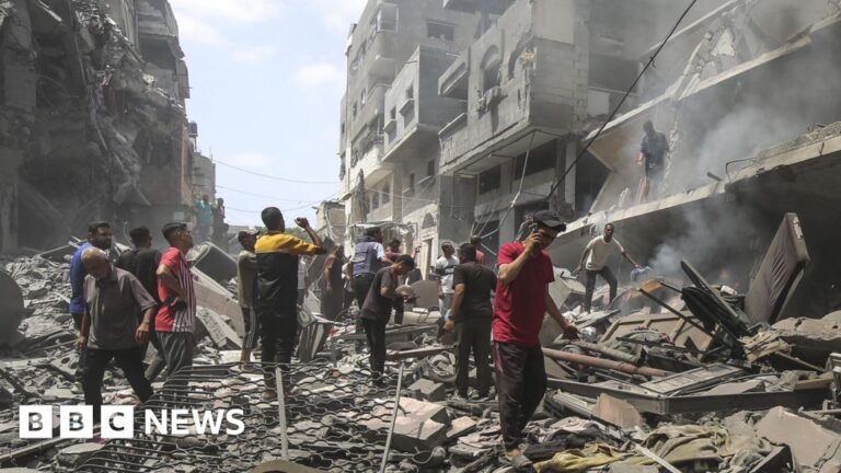 Read more about the article Israel bombards Gaza City as UK and allies urge action against ‘unfolding famine’