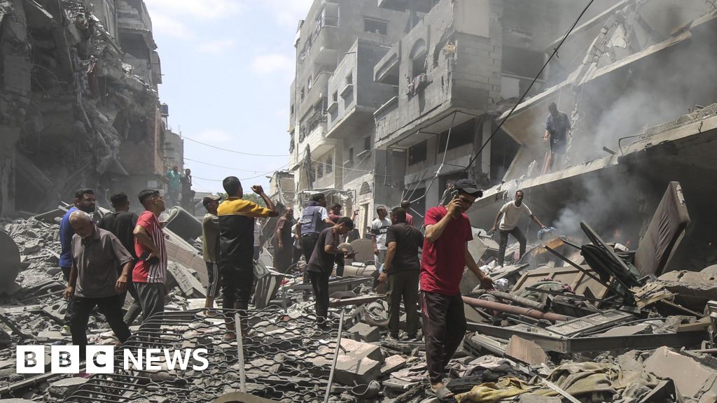 You are currently viewing Israel bombards Gaza City as UK and allies urge action against ‘unfolding famine’
