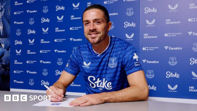 Read more about the article Jack Grealish transfer: Everton complete loan signing of Manchester City and England winger