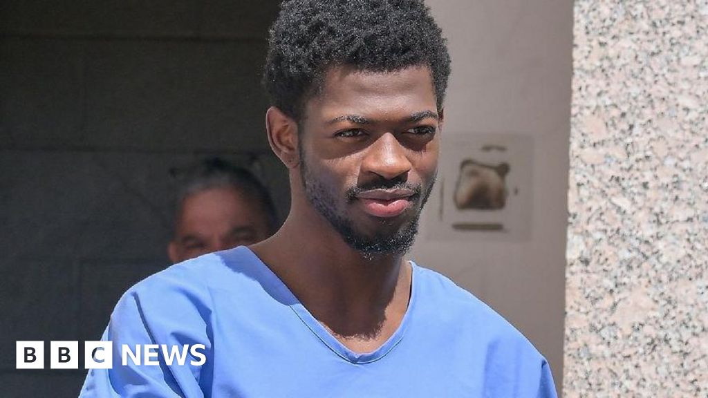 Lil Nas X says he is OK after 'terrifying' arrest week - Stream24 News You are currently viewing Lil Nas X says he is OK after ‘terrifying’ arrest week