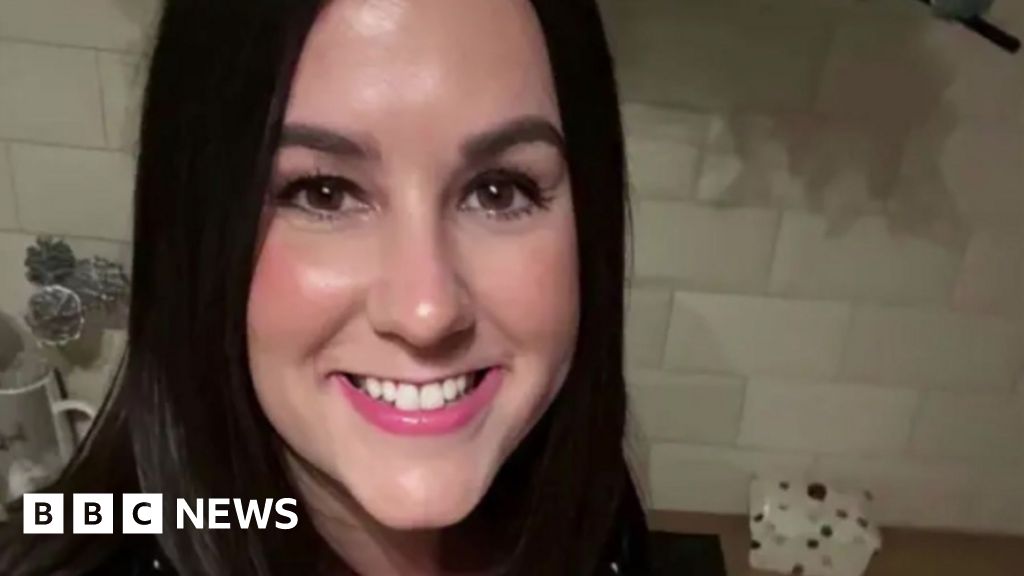 You are currently viewing Lucy Connolly released from prison after race hate post on X