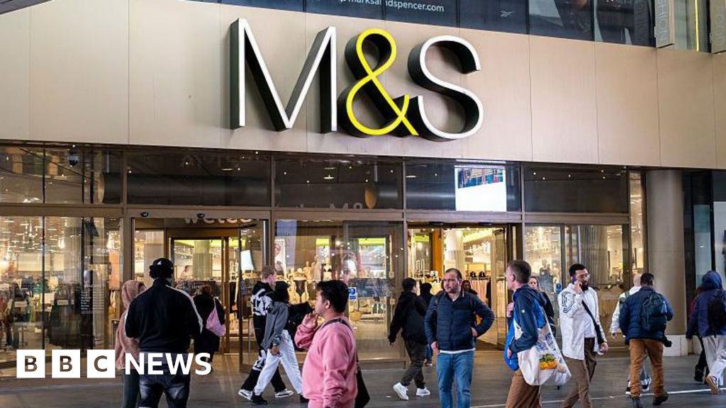 You are currently viewing M&S Click & Collect returns 15 weeks after cyber attack