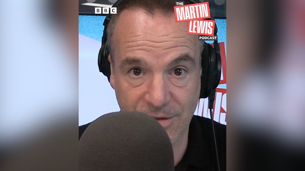 Read more about the article Martin Lewis has this warning for women over 40