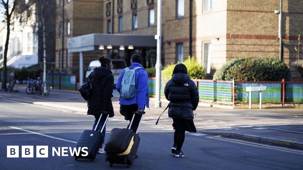 You are currently viewing Most areas with asylum seeker hotels have Labour councils