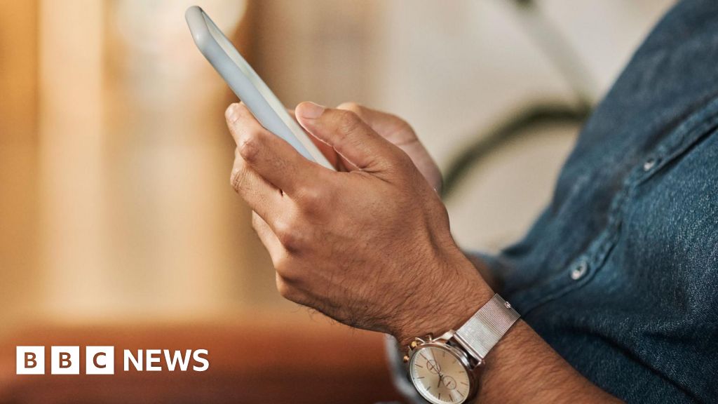 Read more about the article Porn site traffic plummets as UK age verification rules enforced