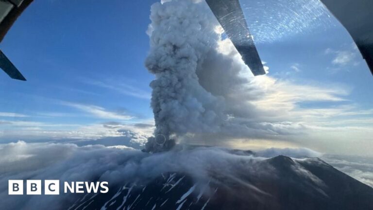 Read more about the article Russian volcano erupts for first time in centuries