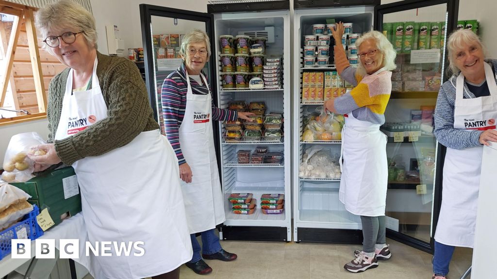 You are currently viewing Somerset food banks say demand is rising as donations drop