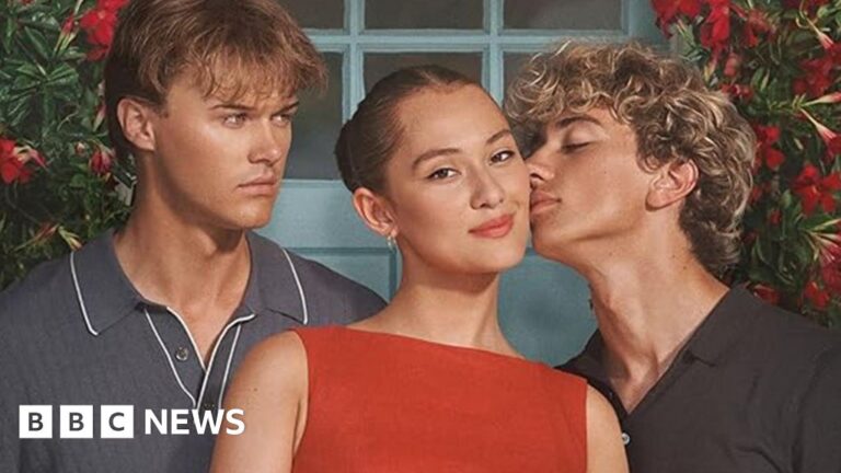 Read more about the article The Summer I Turned Pretty fans told to stop abuse