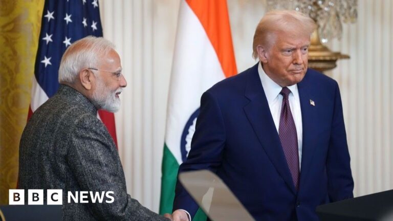 Read more about the article Trump hits India with extra 25% tariff for buying Russian oil