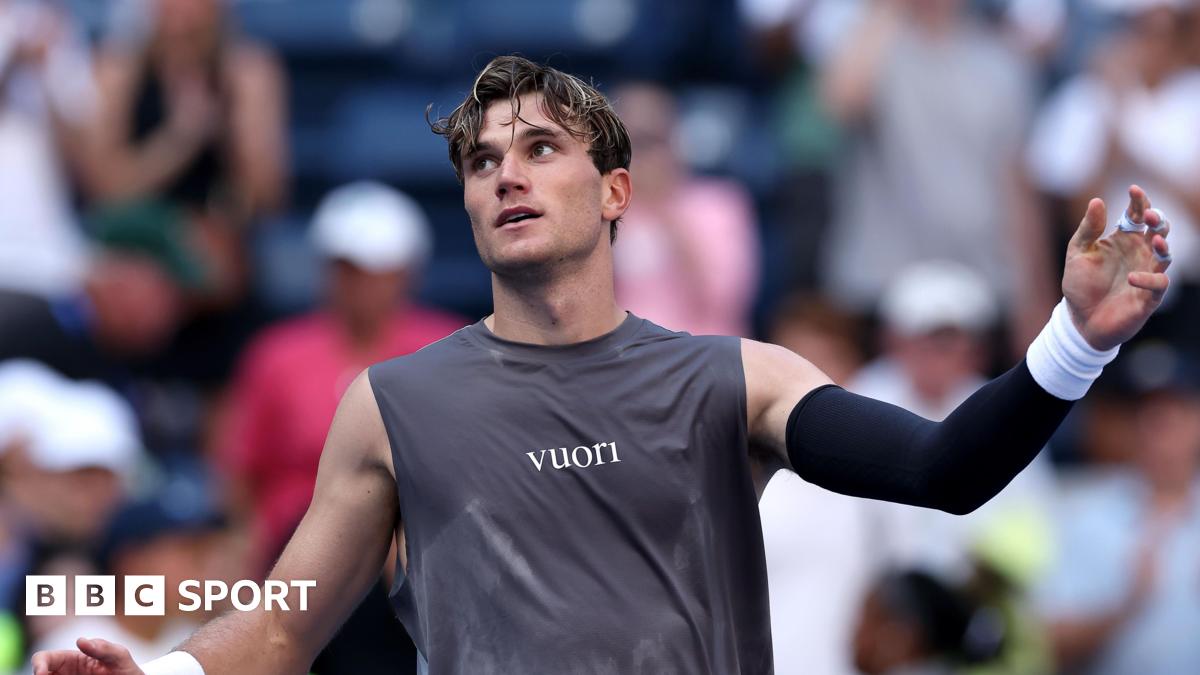 Read more about the article US Open 2025: Jack Draper withdraws before second-round match with arm injury