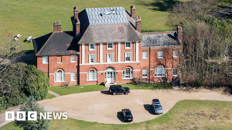 Read more about the article William and Kate set to move to new Windsor home Forest Lodge for ‘fresh start’